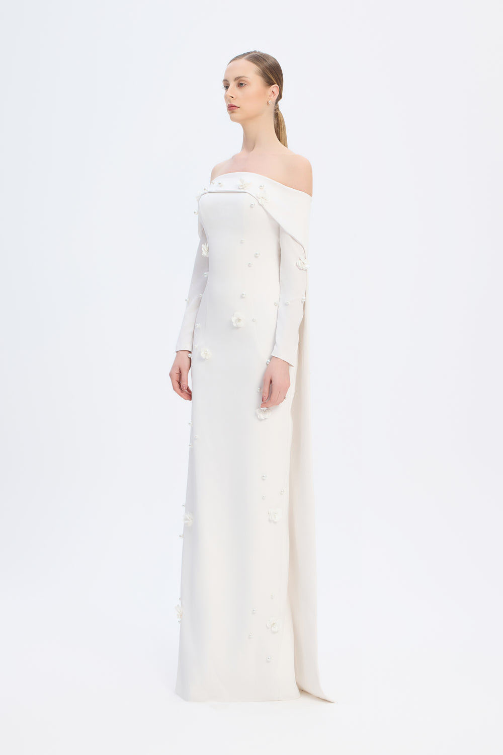 Kayık Yaka Aksesuar Detaylı Uzun Abiye Elbise - 01026C