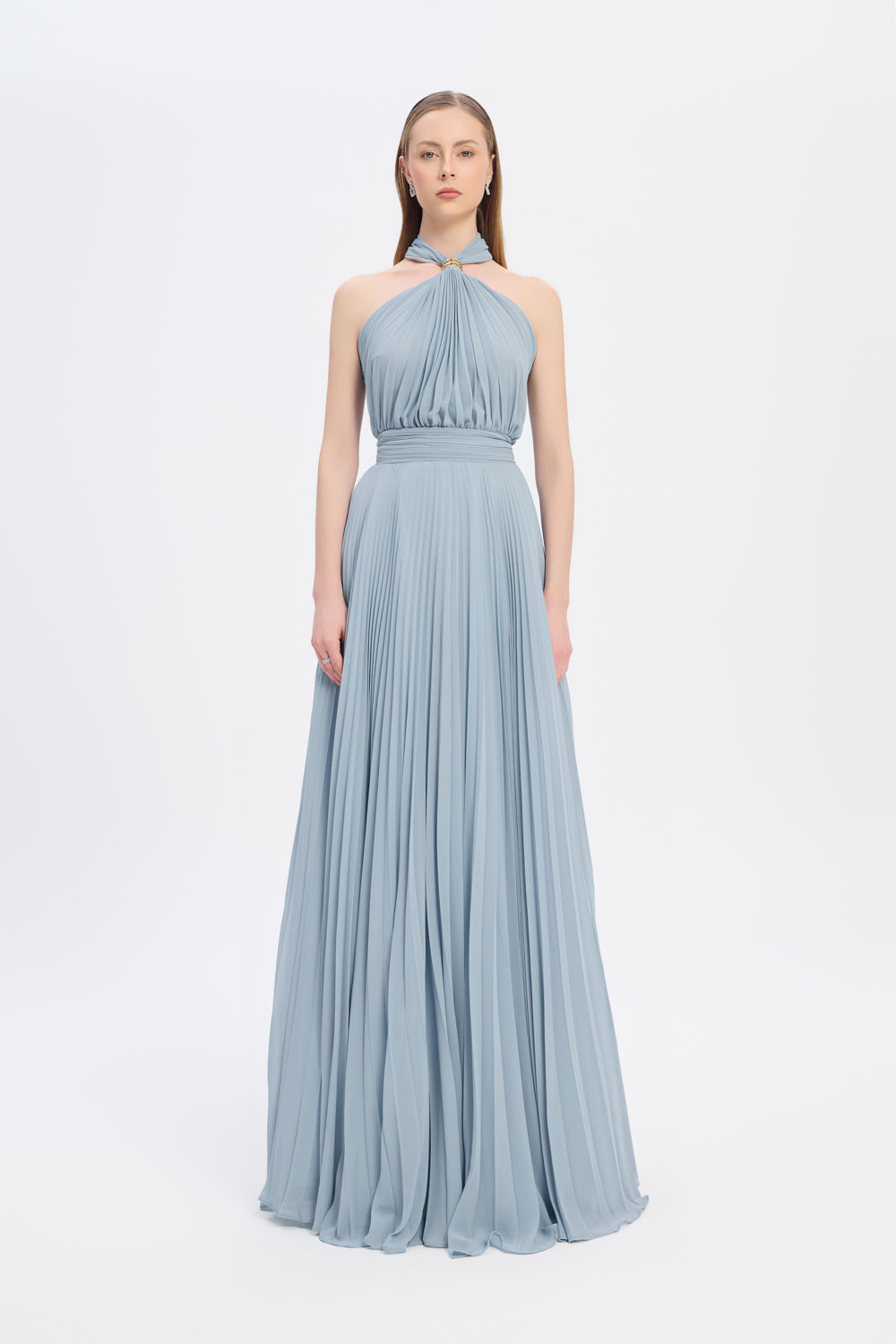 Broş Detaylı Halter Yaka Piliseli Uzun Abiye Elbise - 9097C