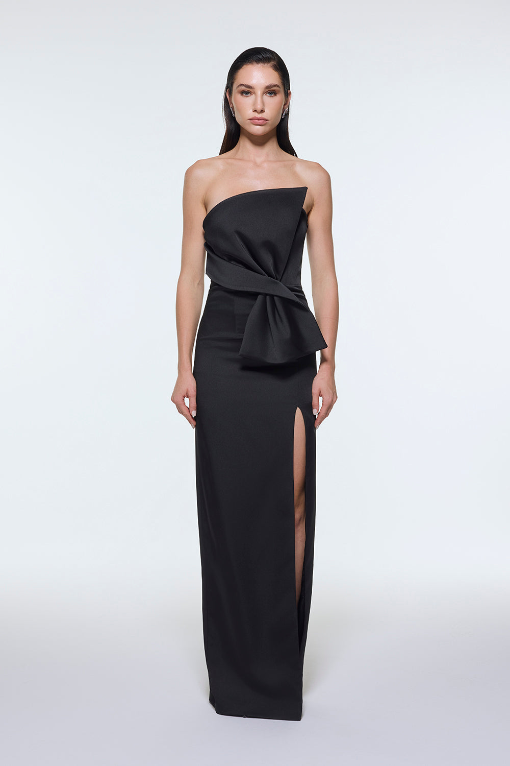 Straplez Yaka Yırtmaçlı Saten Uzun Abiye Elbise - 9281C