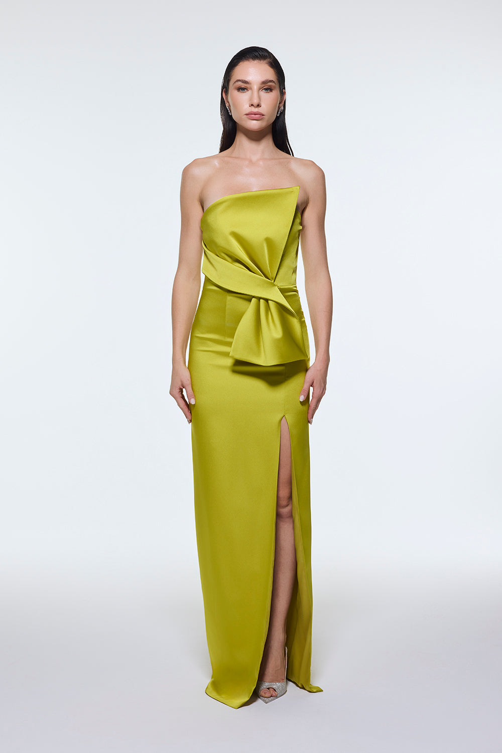 Straplez Yaka Yırtmaçlı Saten Uzun Abiye Elbise - 9281C