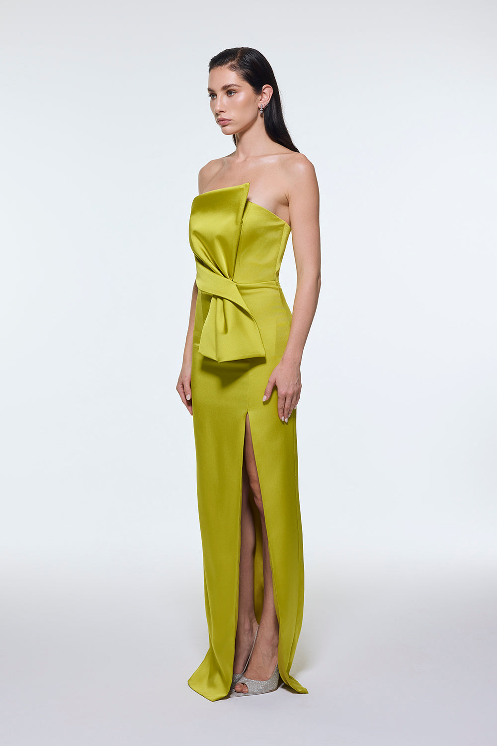 Straplez Yaka Yırtmaçlı Saten Uzun Abiye Elbise - 9281C