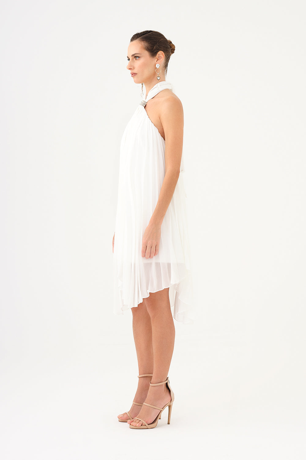 Halter Yaka Broş Detaylı Piliseli Mini Abiye Elbise - 9127C