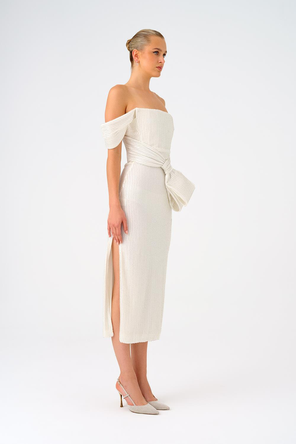 Bel Bağlama Detaylı Düşük Omuzlu Payet Midi Abiye Elbise - 9184C