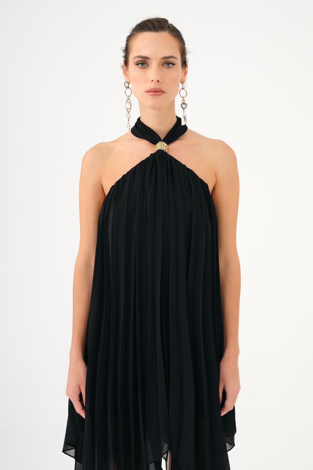 Halter Yaka Broş Detaylı Piliseli Mini Abiye Elbise - 9127C