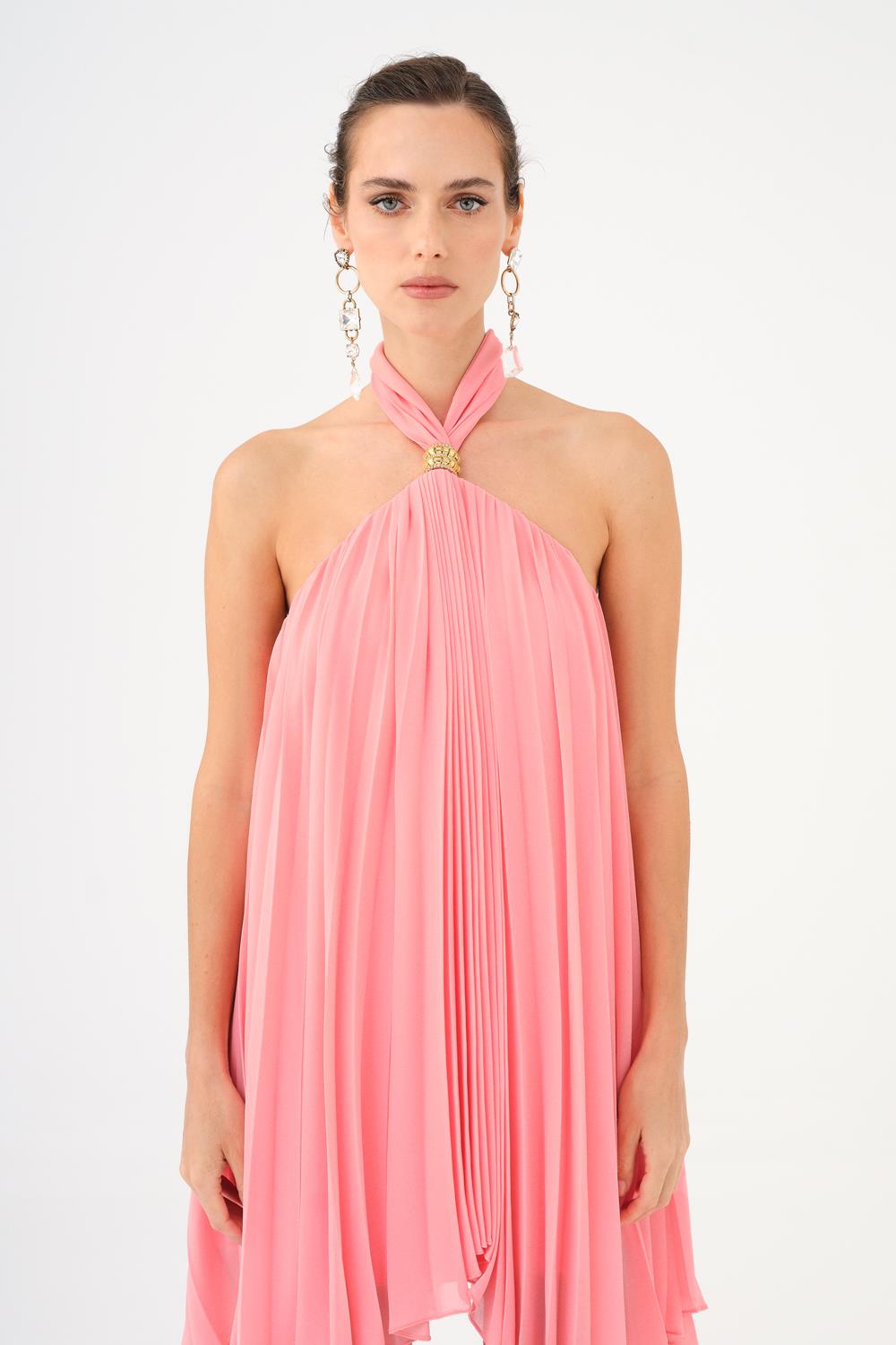 Halter Yaka Broş Detaylı Piliseli Mini Abiye Elbise - 9127C