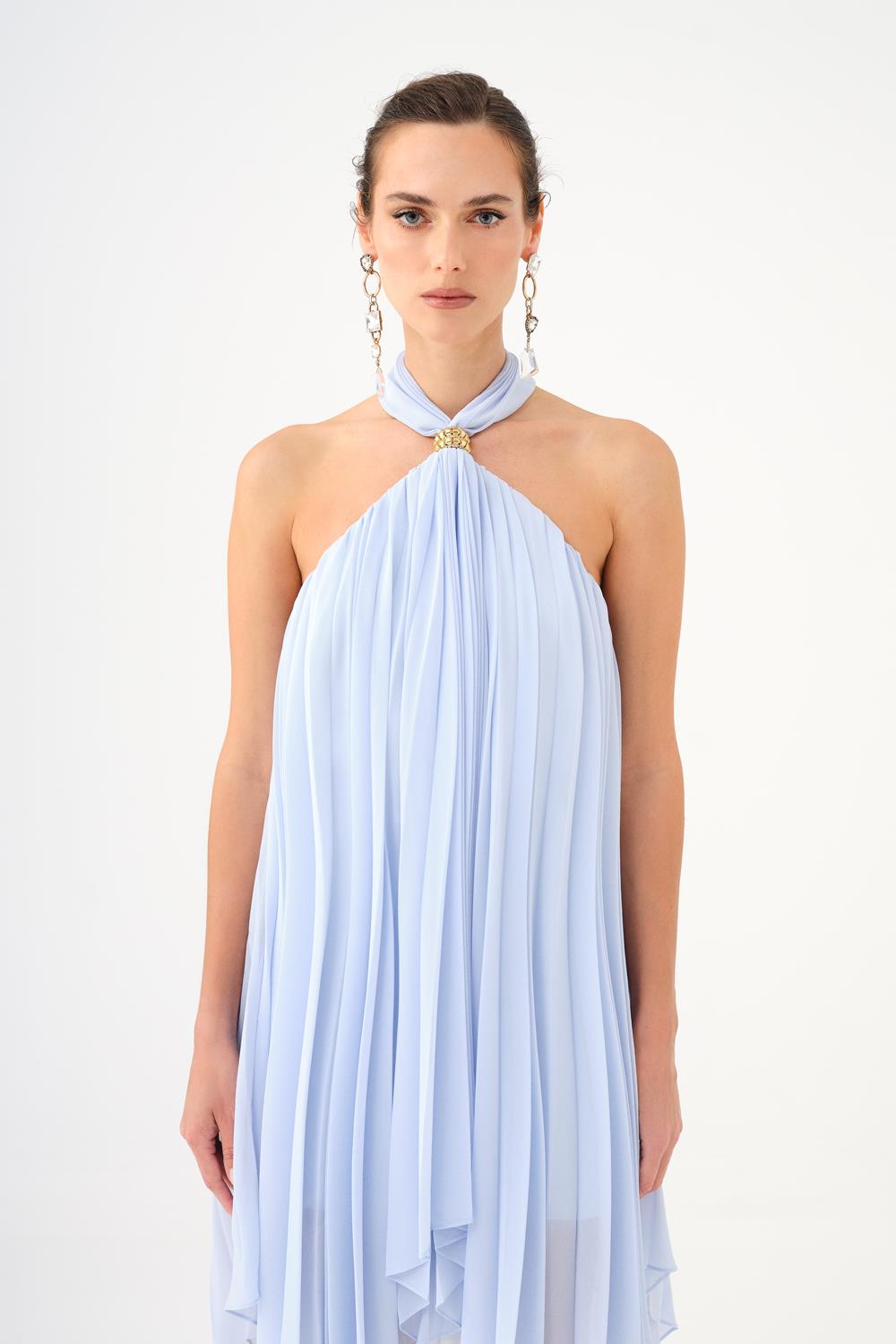 Halter Yaka Broş Detaylı Piliseli Mini Abiye Elbise - 9127C