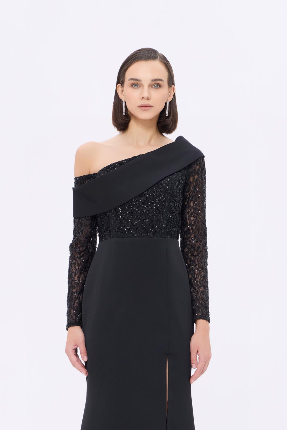 İşleme Detaylı Asimetrik Yaka Uzun Abiye Elbise - 9342AC