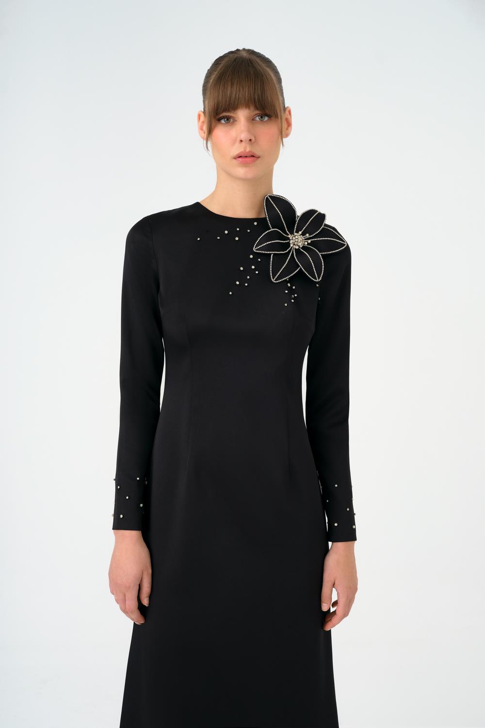 Çiçek Detaylı Dar Kesim Saten Uzun Abiye Elbise - 9079C