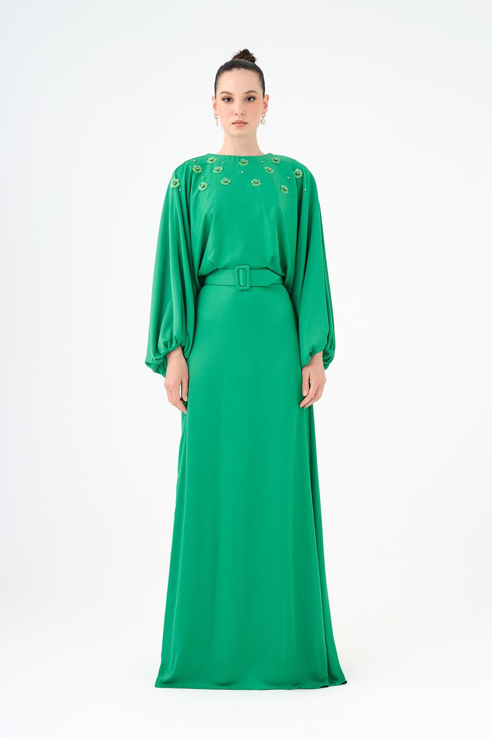 Çiçek İşlemeli Kemerli Saten Uzun Abiye Elbise - 9075C