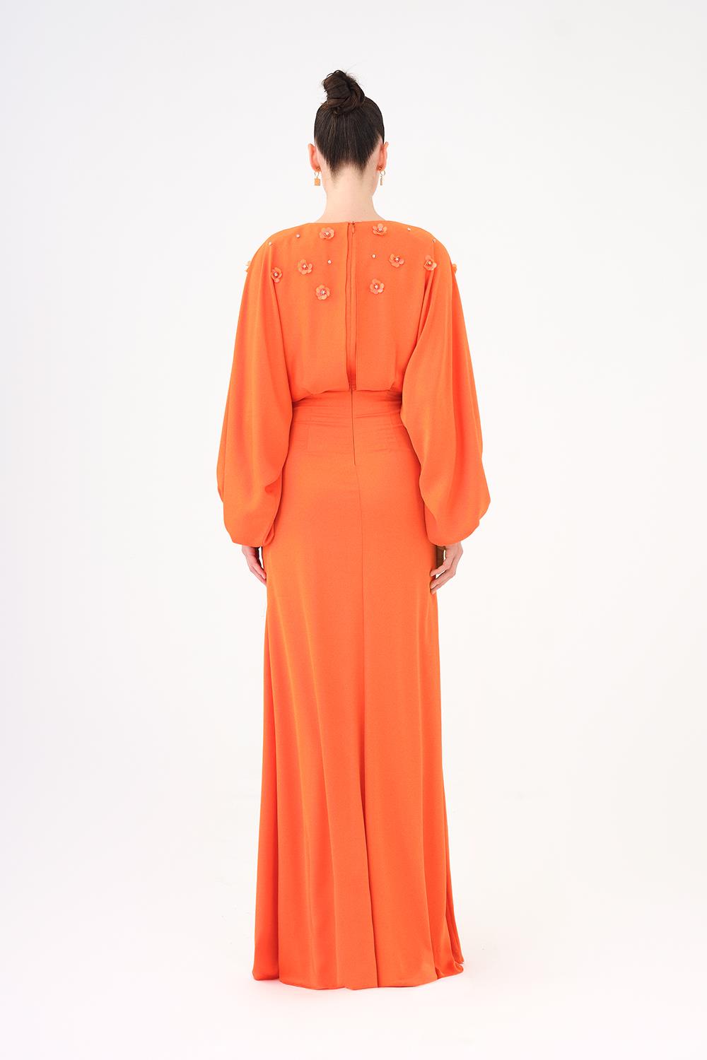 Çiçek İşlemeli Kemerli Saten Uzun Abiye Elbise - 9075C