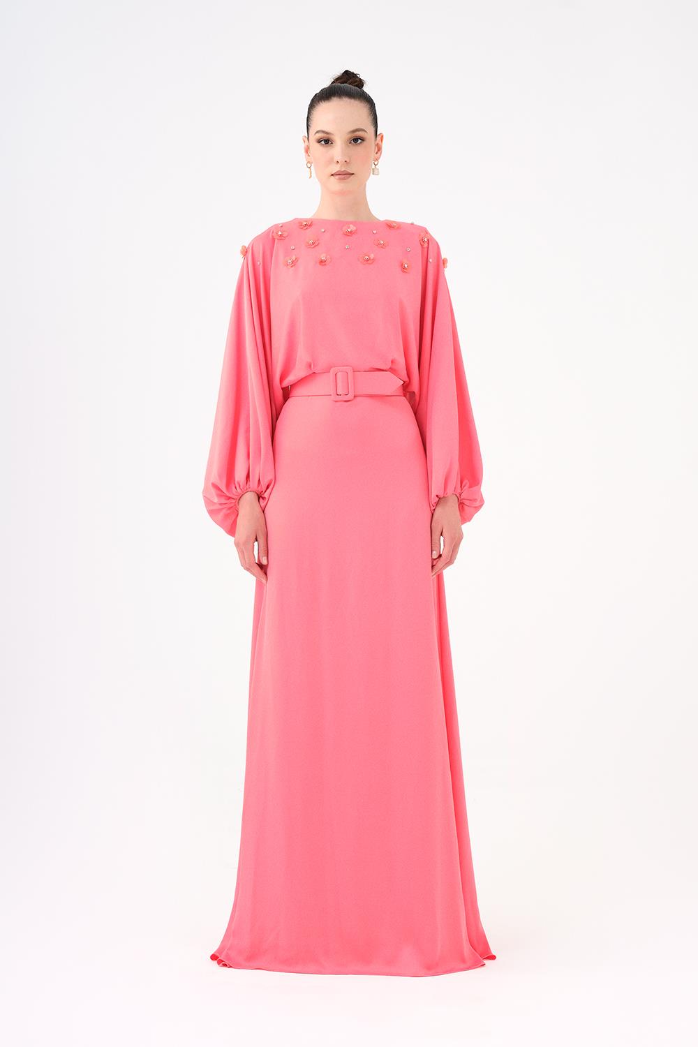 Çiçek İşlemeli Kemerli Saten Uzun Abiye Elbise - 9075C