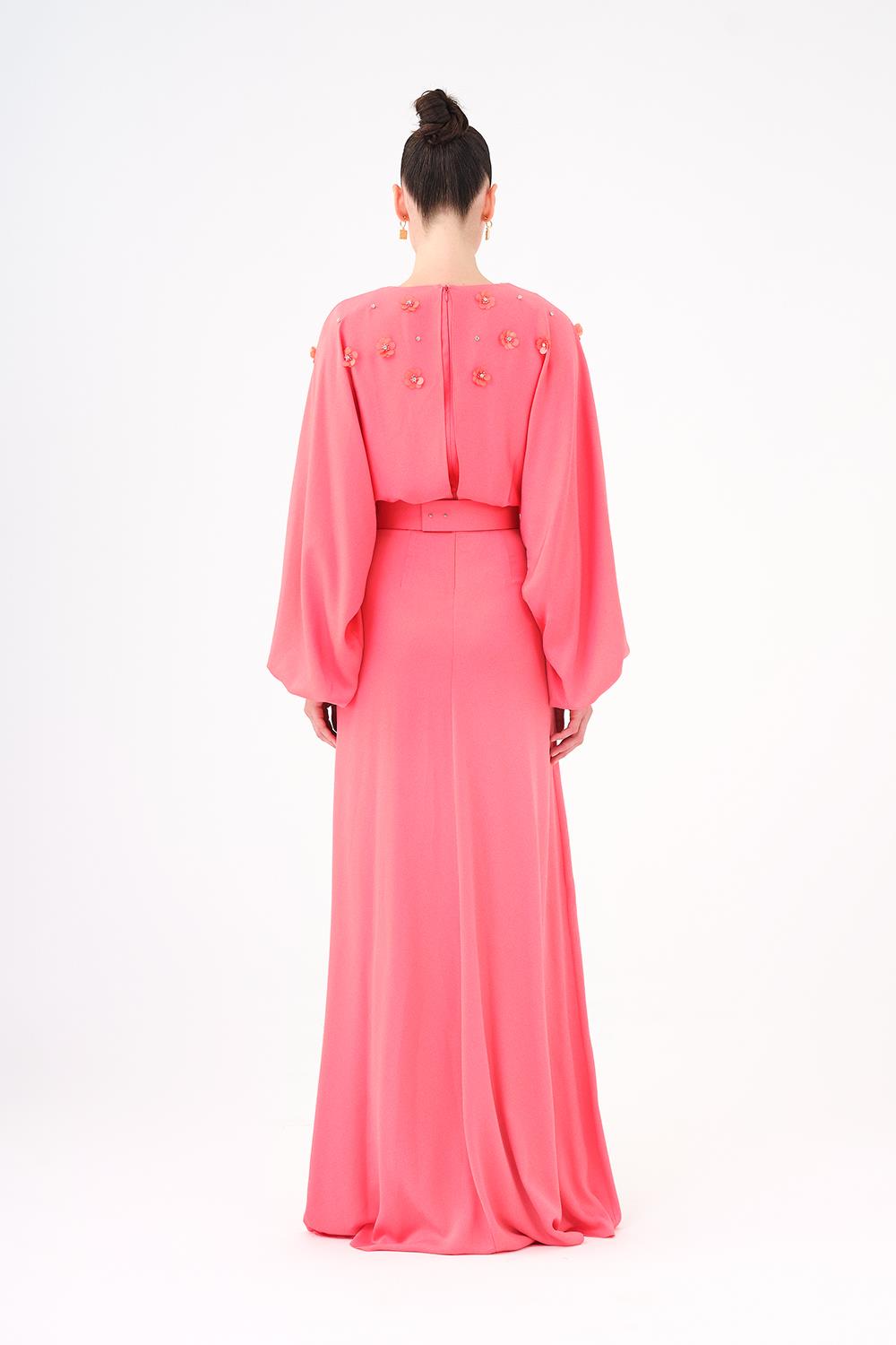 Çiçek İşlemeli Kemerli Saten Uzun Abiye Elbise - 9075C