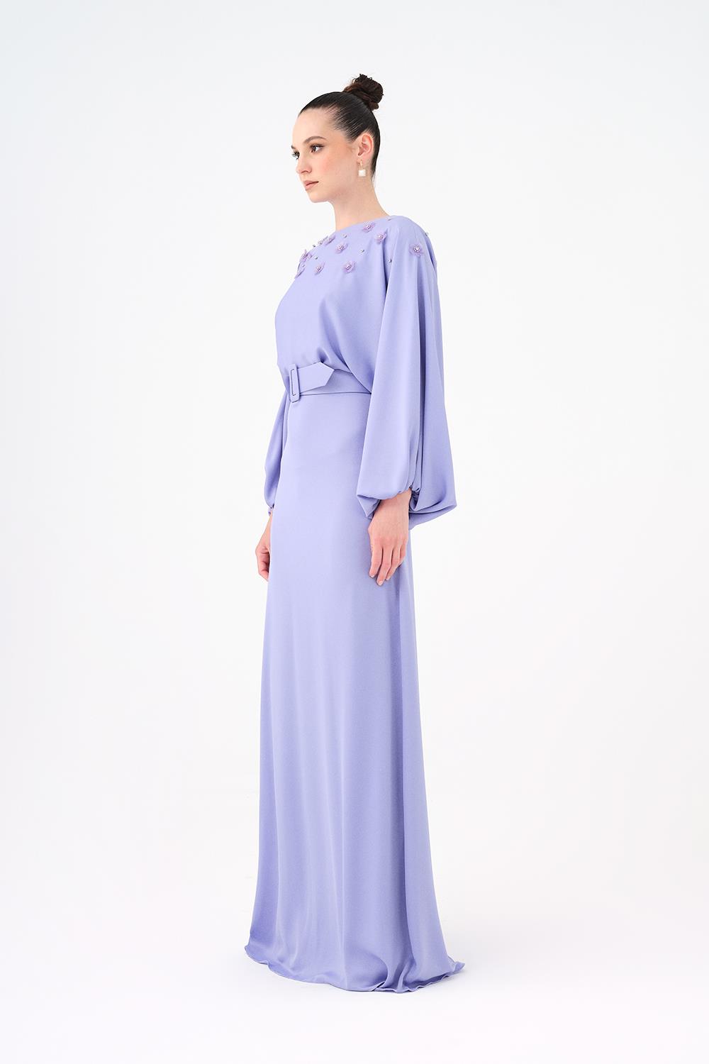 Çiçek İşlemeli Kemerli Saten Uzun Abiye Elbise - 9075C