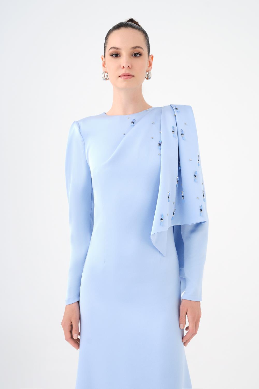 Dar Kesim Taş İşlemeli Krep Uzun Abiye Elbise - 9087C