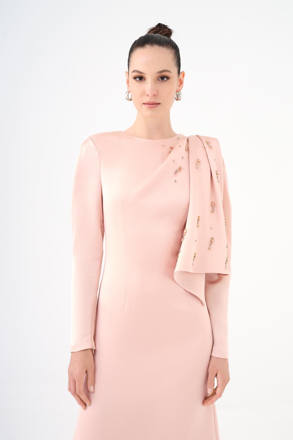 Dar Kesim Taş İşlemeli Krep Uzun Abiye Elbise - 9087C