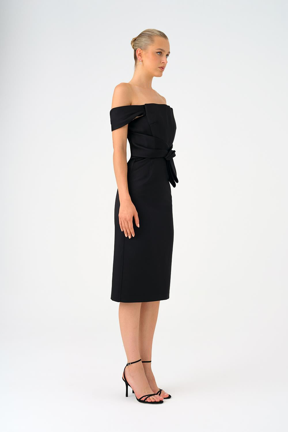 Düşük Omuzlu Straplez Saten Midi Abiye Elbise - 9155C