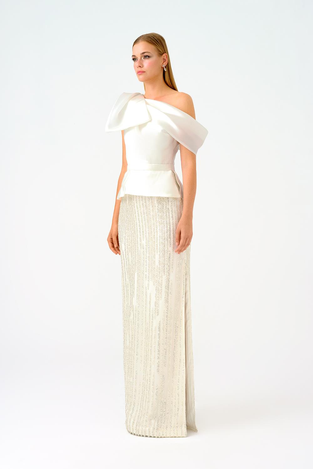 Fiyonk Detaylı Asimetrik Yaka Uzun Abiye Elbise - 9041C