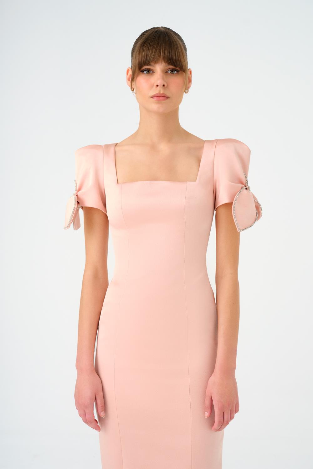 Fiyonk Detaylı Kollu Kare Yaka Midi Abiye Elbise - 9143C