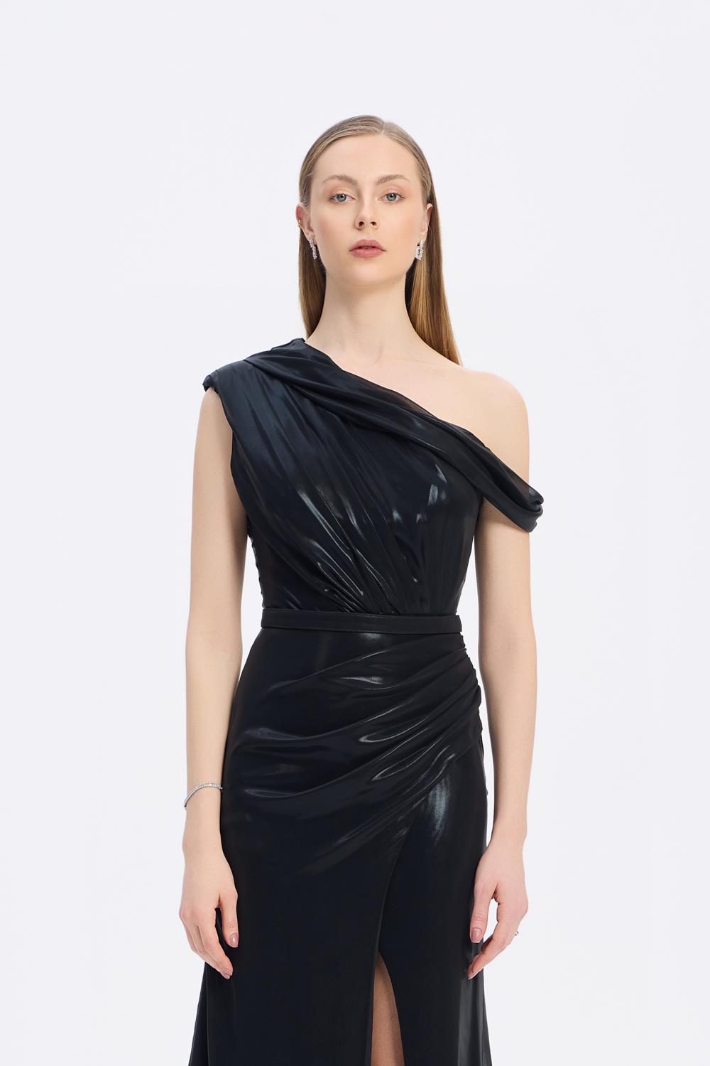 Yırtmaçlı Düşük Omuzlu Uzun Abiye Elbise - 5046C