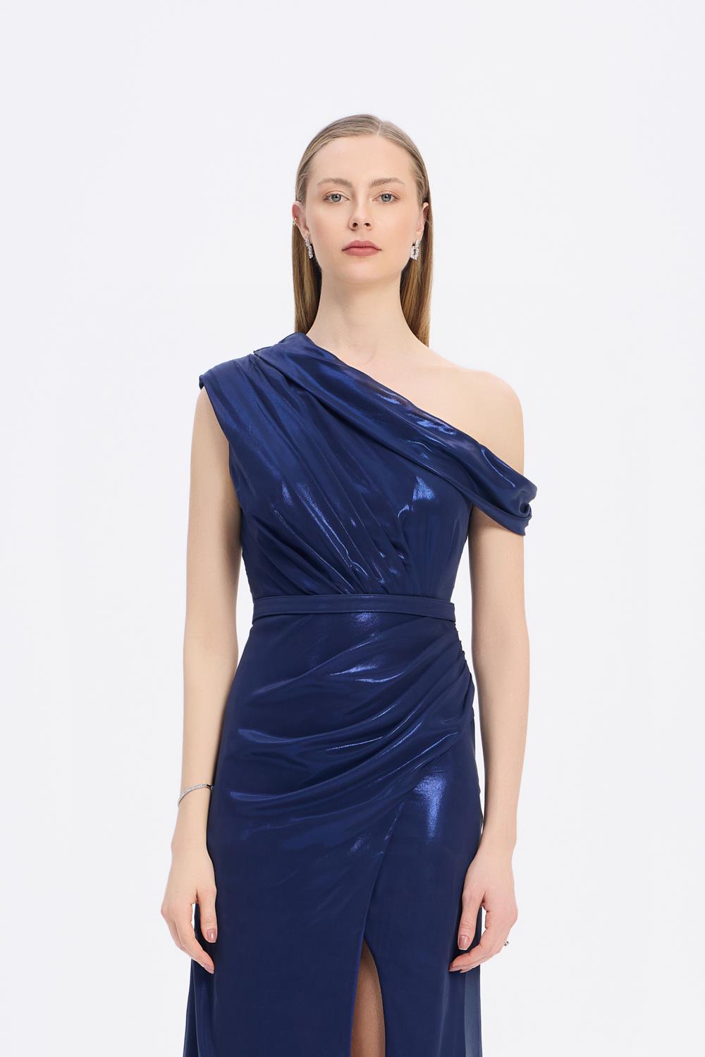 Yırtmaçlı Düşük Omuzlu Uzun Abiye Elbise - 5046C