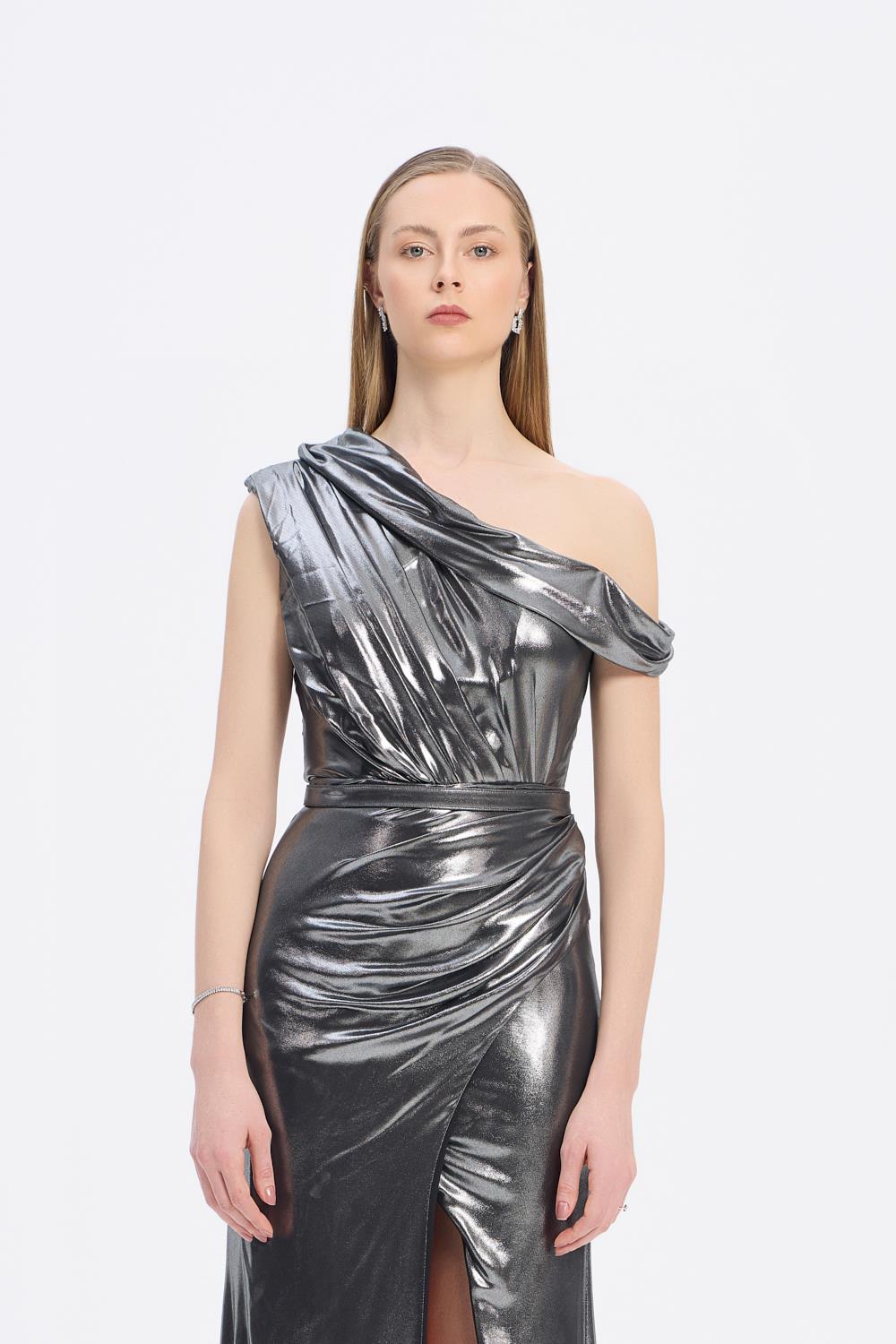 Yırtmaçlı Düşük Omuzlu Uzun Abiye Elbise - 5046C